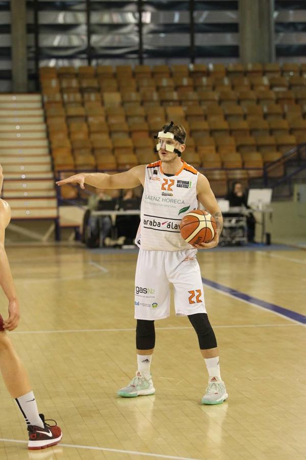 Araberri 72 - Barcelona B 65