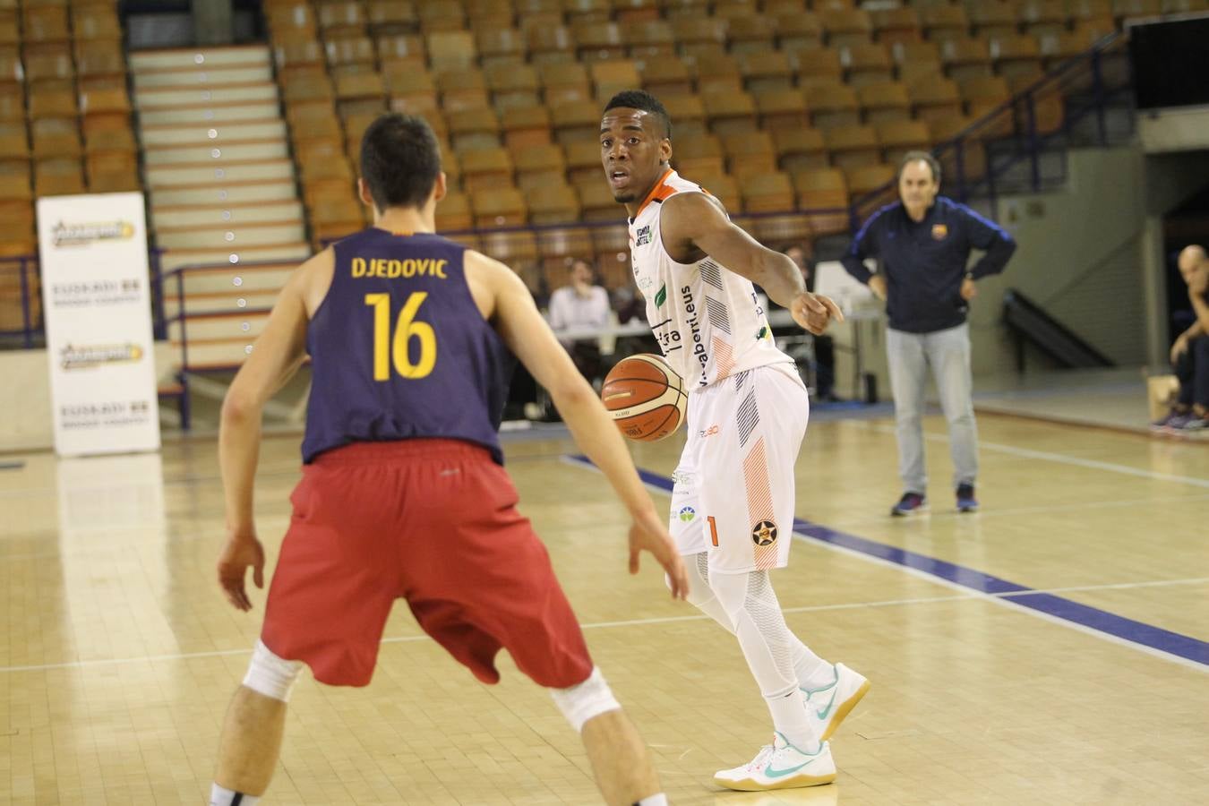 Araberri 72 - Barcelona B 65
