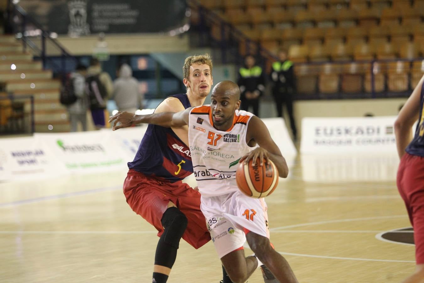 Araberri 72 - Barcelona B 65