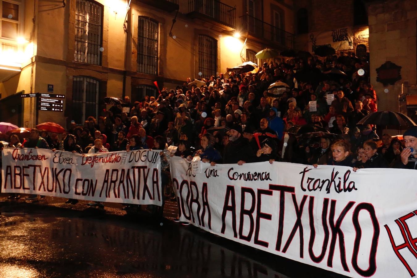 Abetxuko se manifiesta contra los &#039;Pichis&#039;