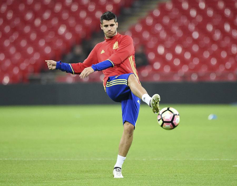 Aduriz pisa la alfombra de Wembley