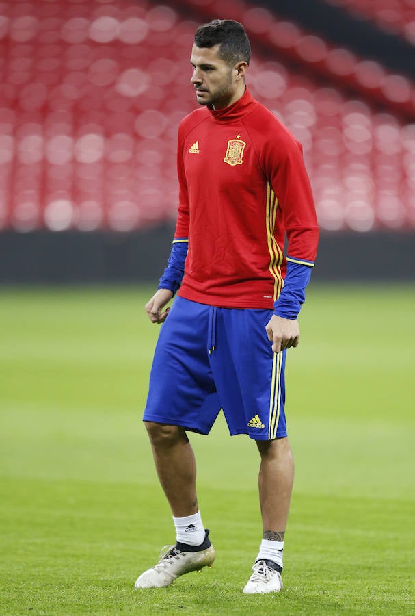 Aduriz pisa la alfombra de Wembley
