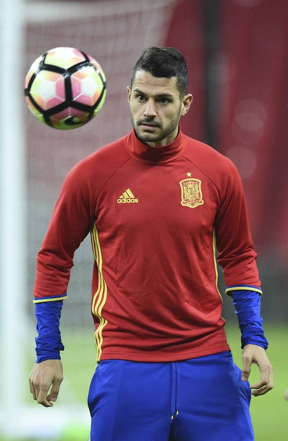 Aduriz pisa la alfombra de Wembley