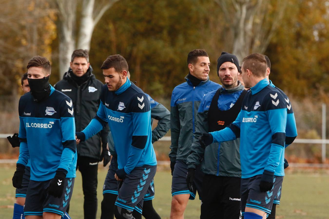 Entrenamiento otoñal del Alavés en Betoño