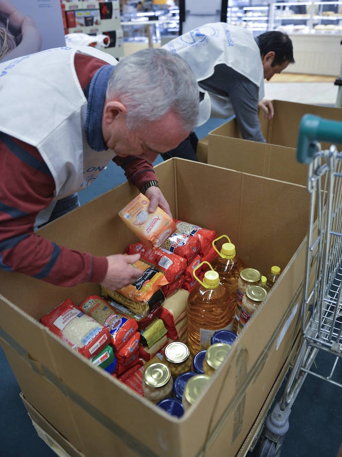 El Bilbao Basket se compromete con la recogida de alimentos