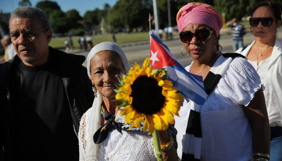 Los cubanos despiden a Fidel Castro