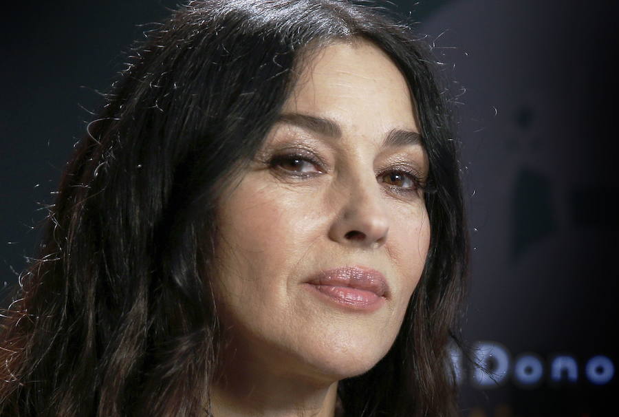 Monica Bellucci, espléndida a los 52 años