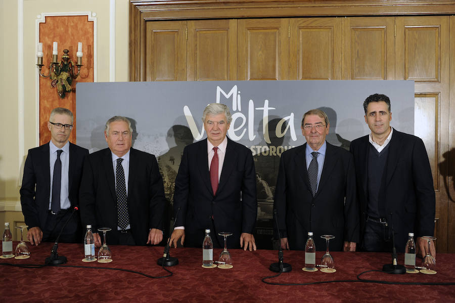 Jesús Gómez Peña, Fernando Astorqui, Santiago Bergareche, Alejandro Echevarría y Miguel Indurain.