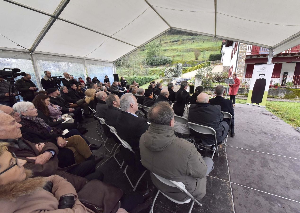 Homenaje a Barandiaran, padre de la cultura vasca