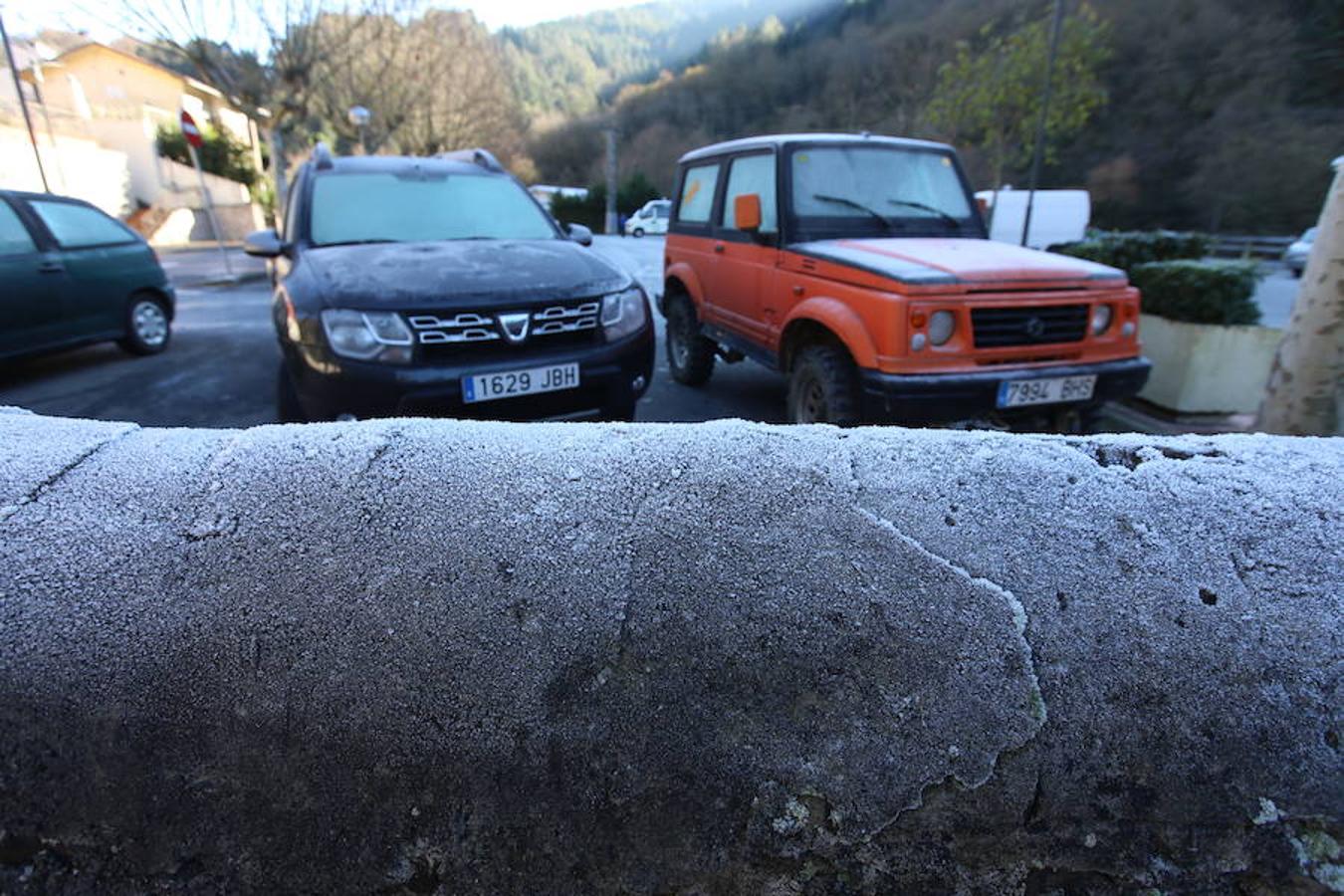 Así de fría estaba la mañana en El Regato y en Otxandio