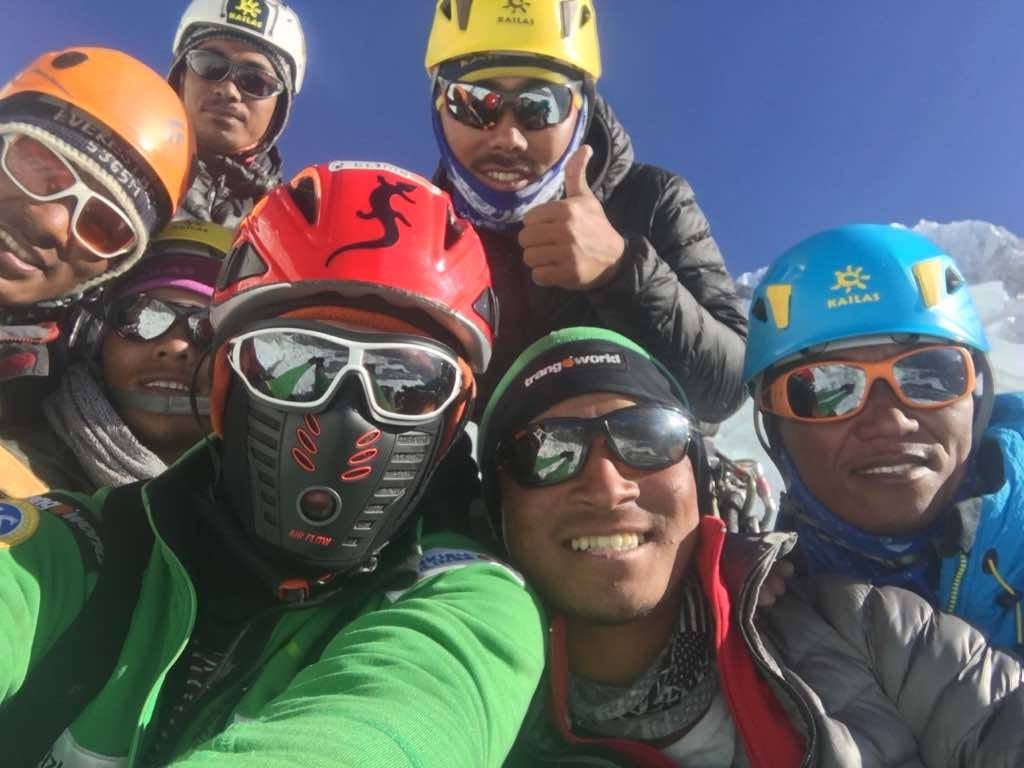 Las mejores imágenes de los dos intentos de Alex Txikon por alcanzar la cumbre del Everest en invierno