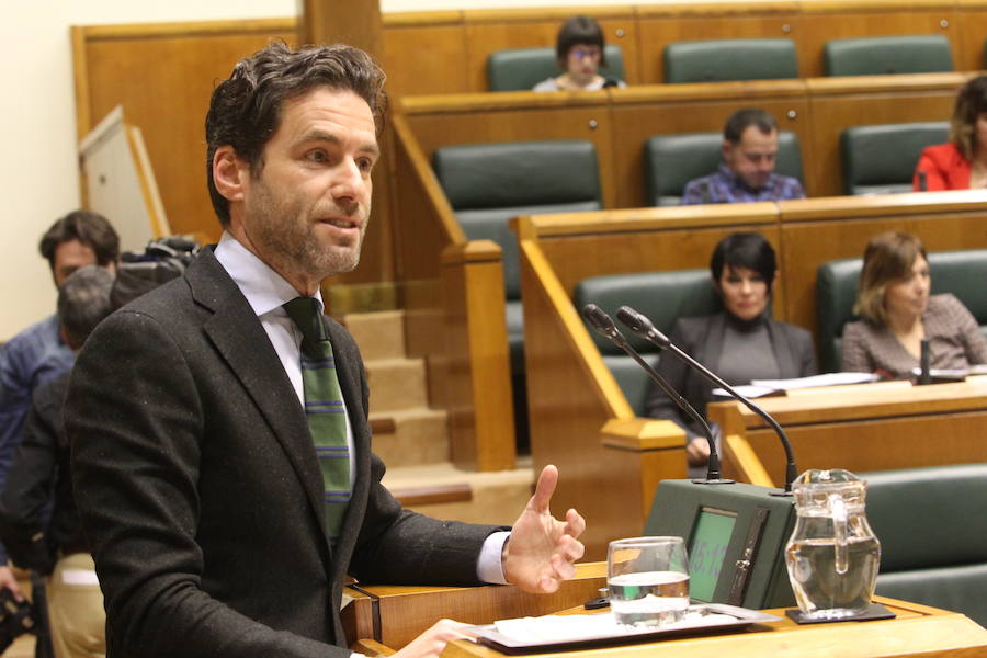 Homenaje silencioso del Parlamento vasco a Gregorio Ordóñez