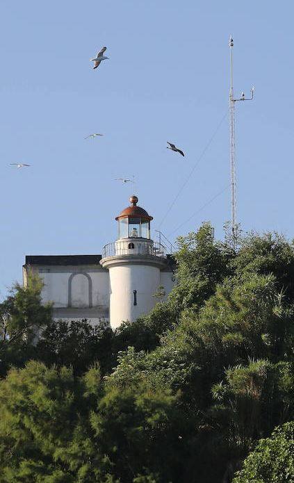 Vista del faro Santa Clara.