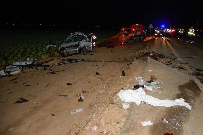 Mueren cinco jóvenes en un brutal accidente en Cartagena