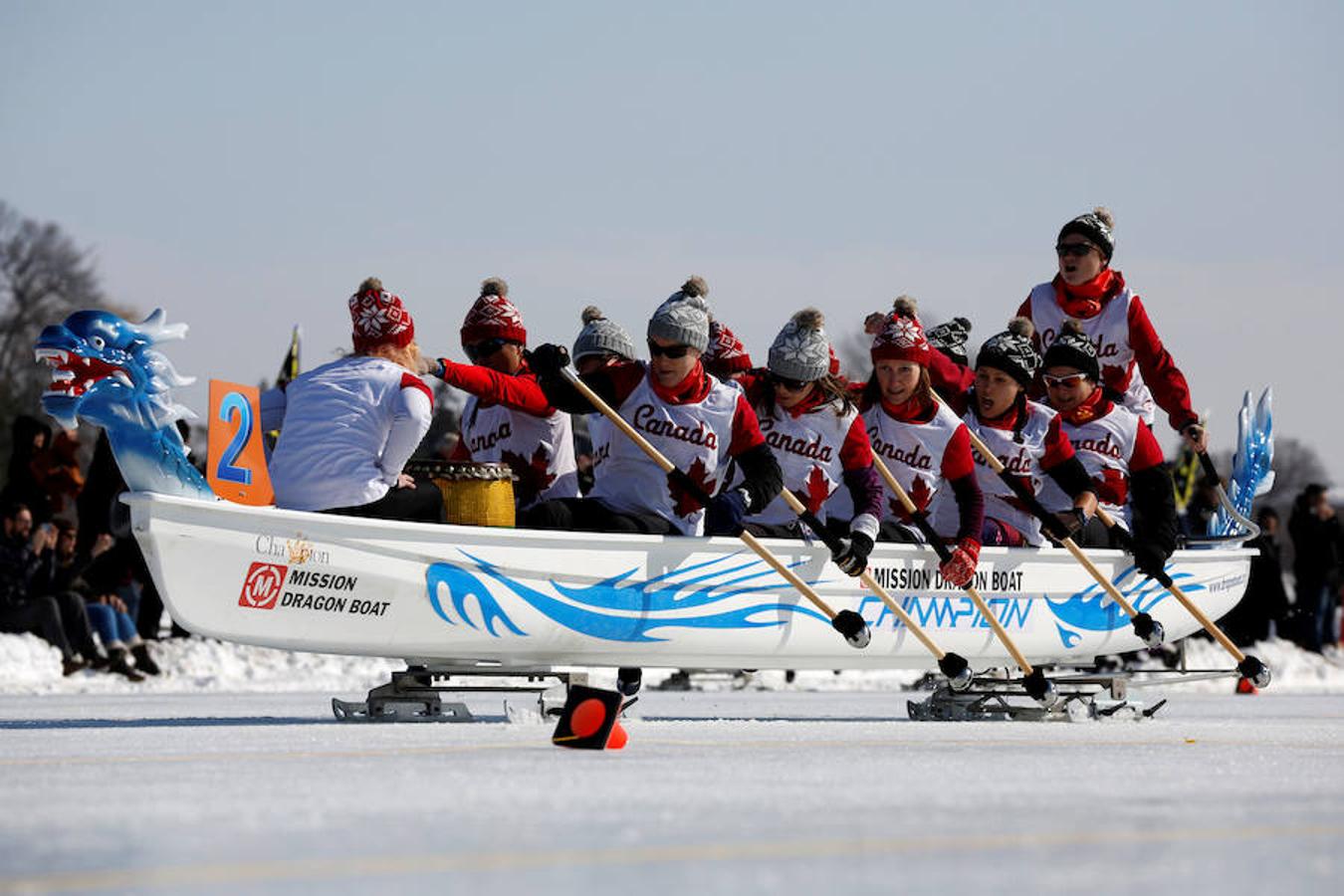 Carrera de dragones en el hielo