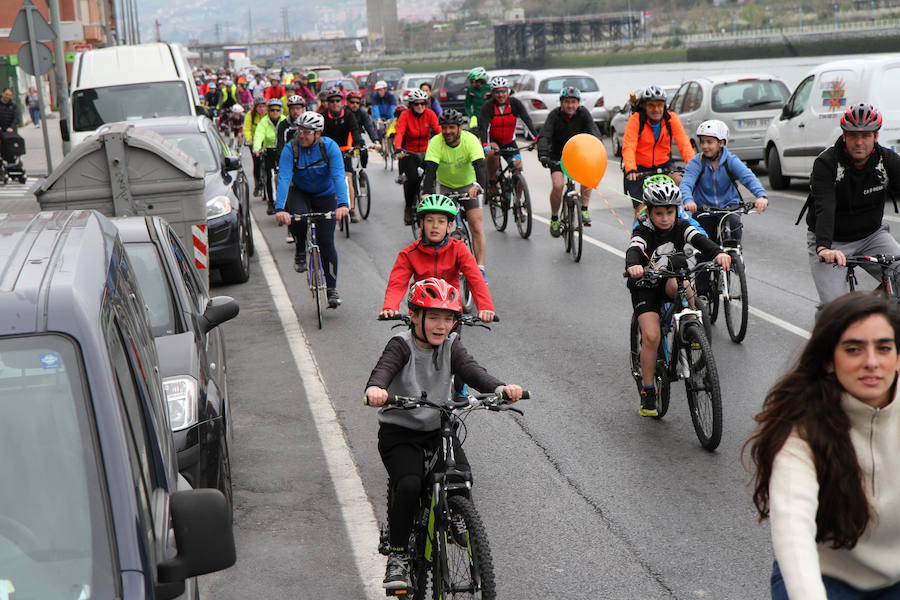 Una marcha para exigir un bidegorri entre Bilbao y Getxo