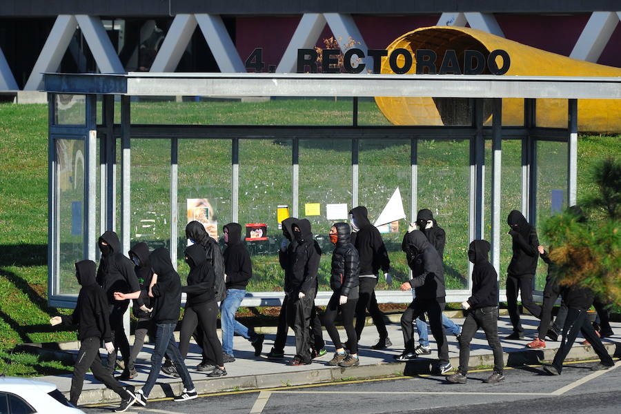 Altercados en el campus de la UPV de Leioa por la huelga