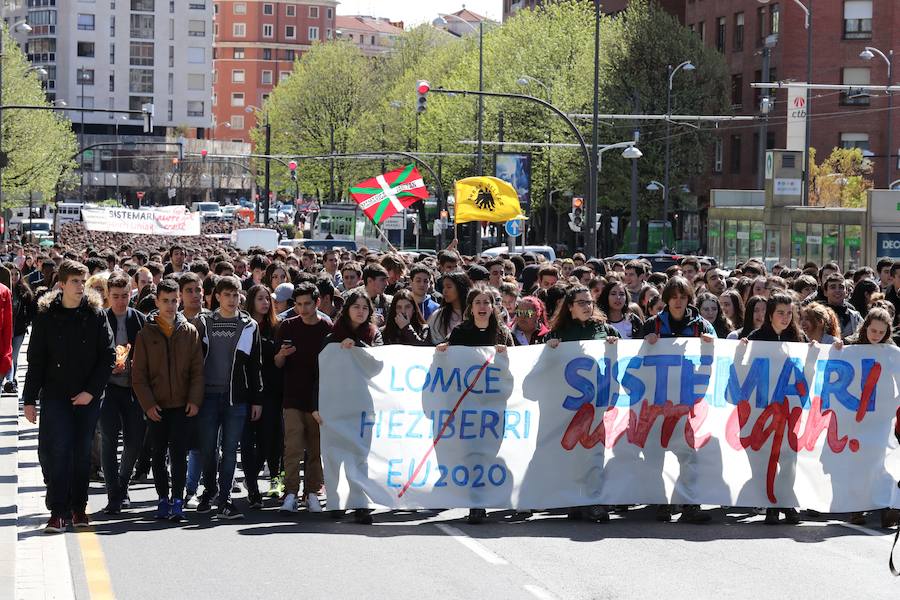 Manifestación contra la Lomce en Bilbao