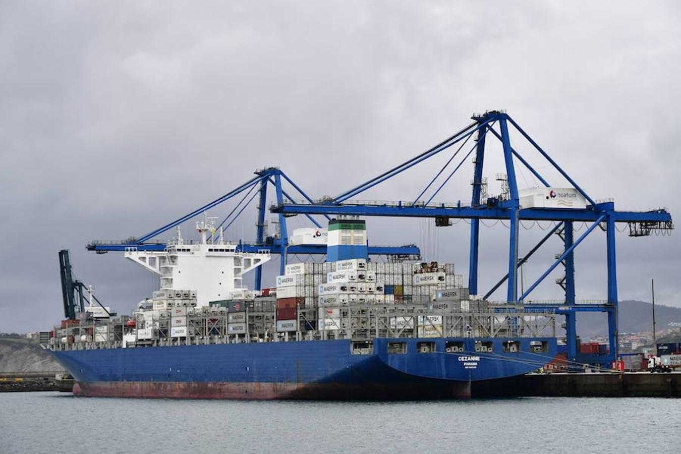 El mayor portacontenedores de la historia del Puerto de Bilbao