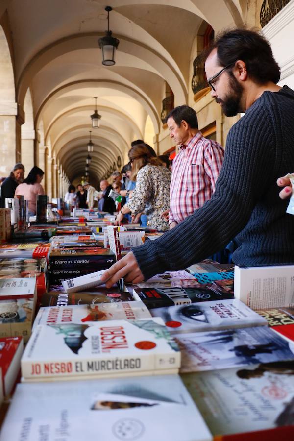 Vitoria lee a sus autores
