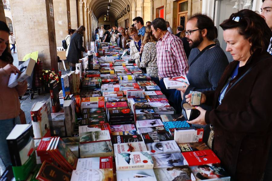 Vitoria lee a sus autores