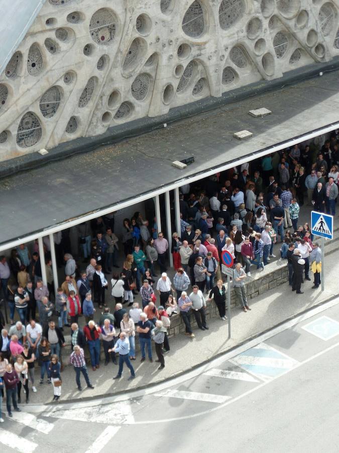 Villarcayo se reúne para despedir a Gonzalo