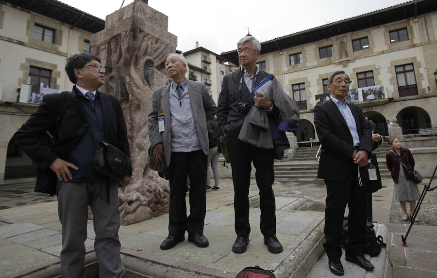 Supervivientes de Nagasaki visitan Gernika