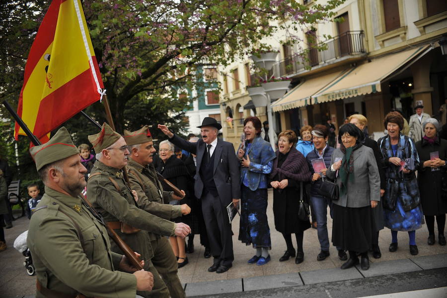 Una representación lleva a las tropas franquistas a Gernika