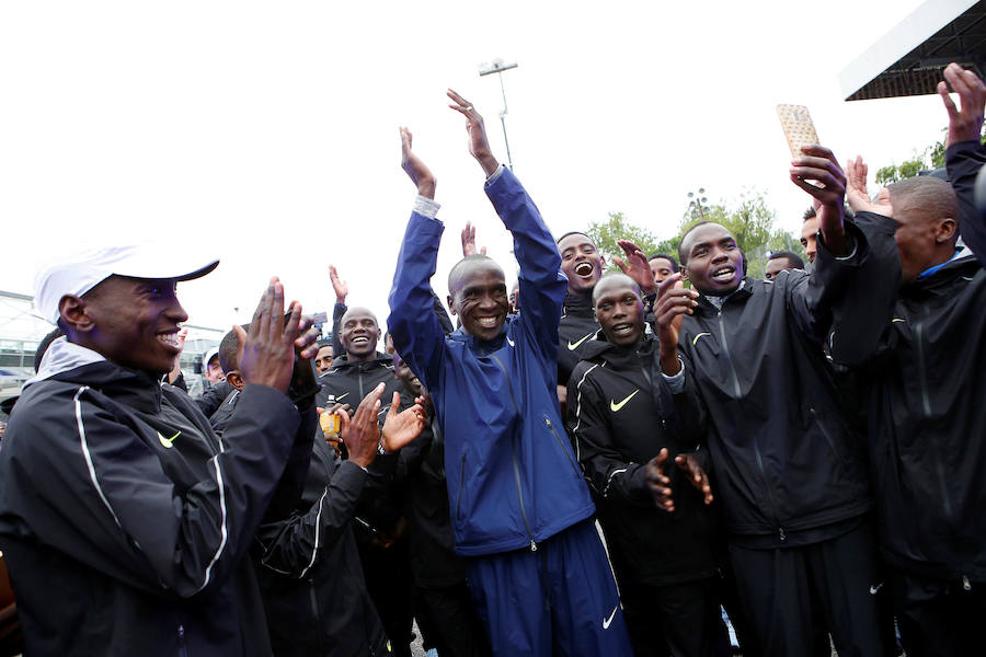 Kipchoge acaricia la hazaña de las dos horas