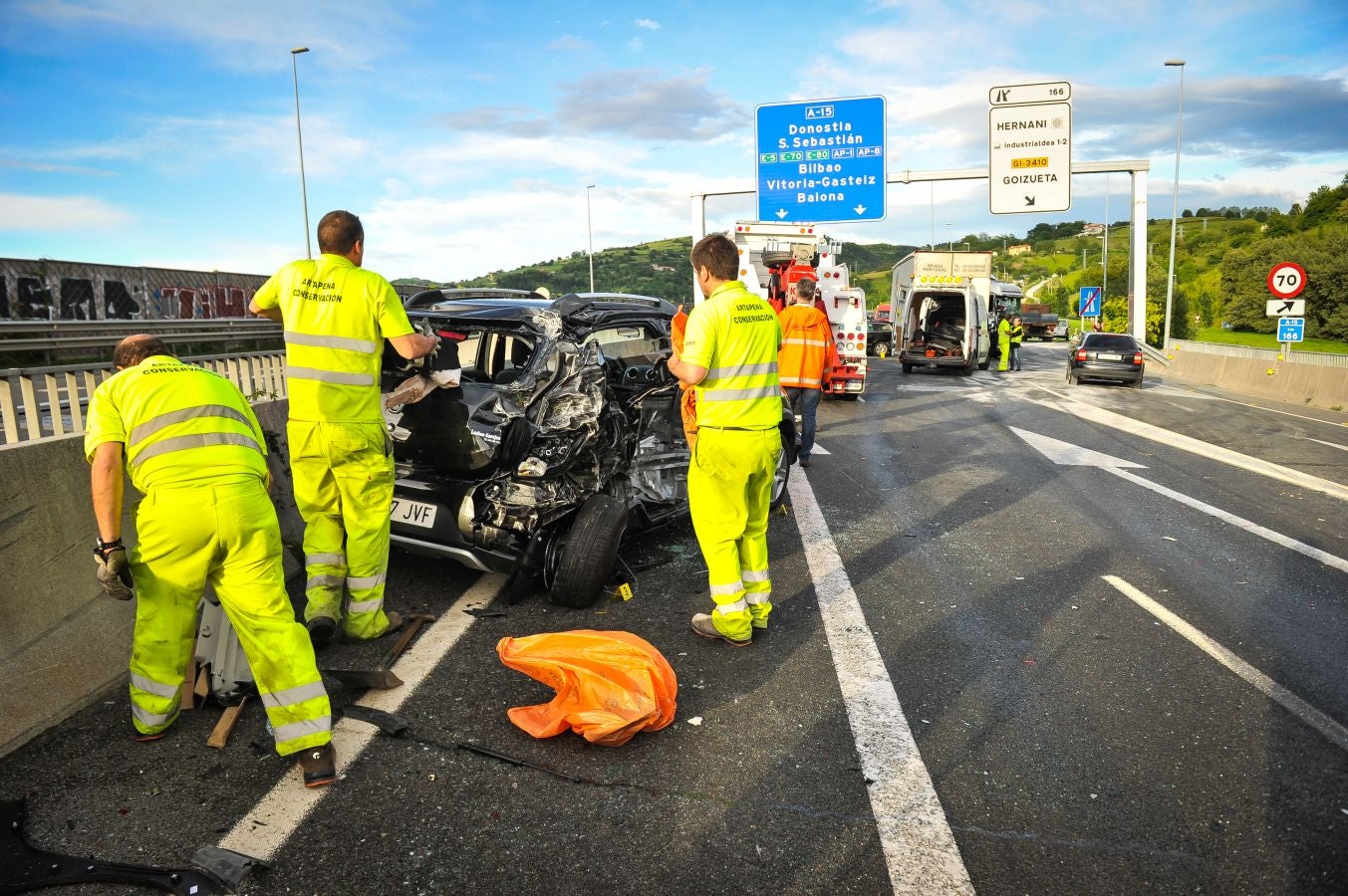 Las imágenes del accidente en la A-15, en Hernani