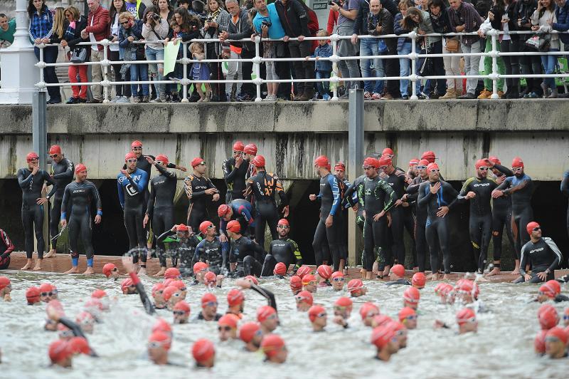 Brazadas por la ría