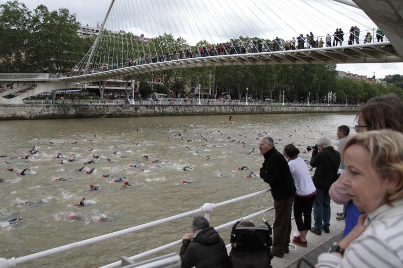 Brazadas por la ría