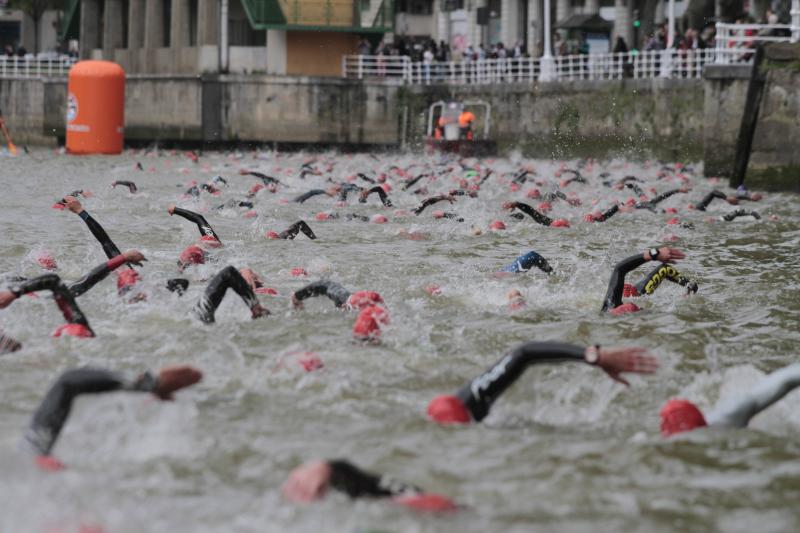 Brazadas por la ría