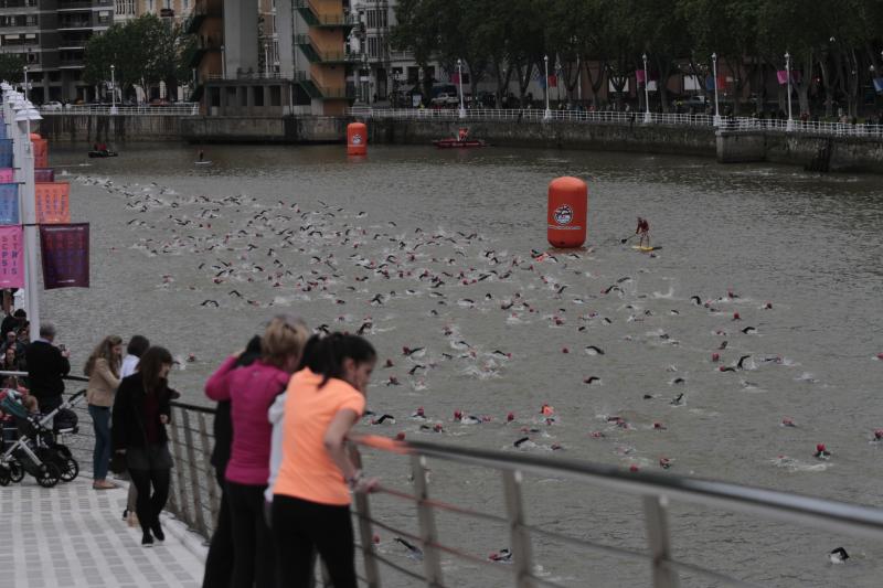 Brazadas por la ría