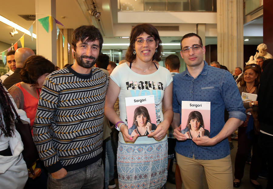 Mikel Losada, Izaro Antxia y Fabio González.