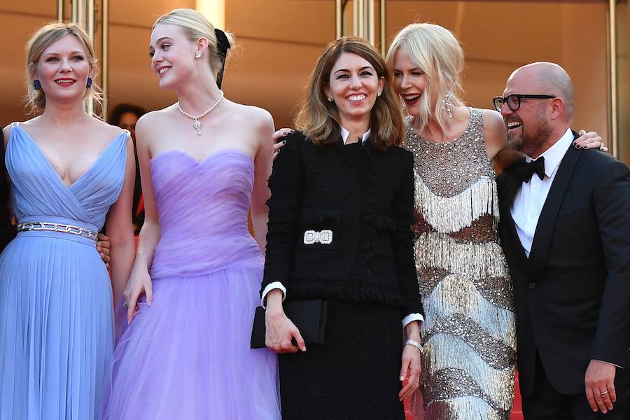 Kristen Dunst, Elle Fanning, la directora Sofia Coppola, y la actriz Nicole Kidman.