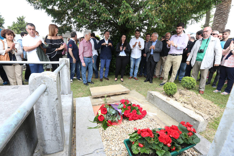 Homenaje de los socialistas a Tomás Meabe, fundador de las Juventudes Socialistas de España