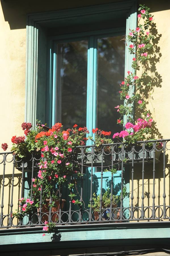 Los mejores balcones del III Concurso de Decoración de Balcones y Miradores del Casco Viejo de Bilbao