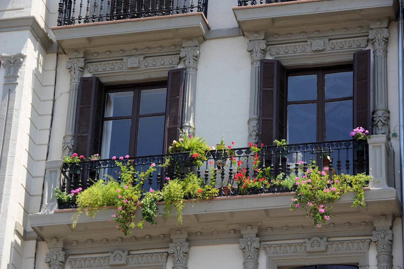 Los mejores balcones del III Concurso de Decoración de Balcones y Miradores del Casco Viejo de Bilbao