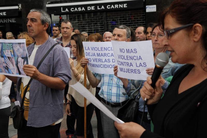 Cientos de personas han protestado en Bilbao tras el ataque machista perpetrado este fin de semana