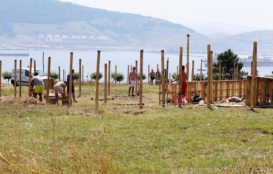 Getxo ya está preparando las txosnas para el concurso gastronómico más multitudinario, las paellas de Aixerrota 