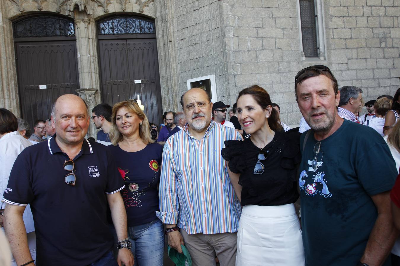 El Chupinazo de las Fiestas de Vitoria, en la balconada de San Miguel