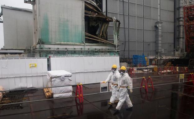 Hallan una bomba sin detonar cerca de la central nuclear de Fukushima