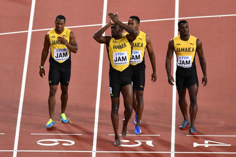 Triste adiós del jamaicano, que se lesionó en su último sprint como profesional en la final de relevos