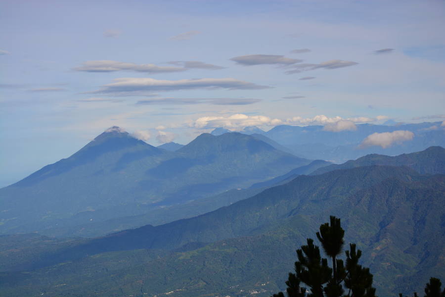 Sumendiz jositako lurralde honek hainbat eraketa geologiko igotzeko aukera eskaintzen du eta, agian, baten batek aktibo ikusi