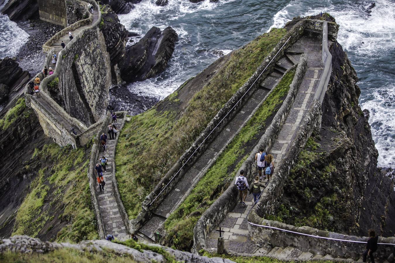 San Juan de Gaztelugatxe, visita obligada para el turista