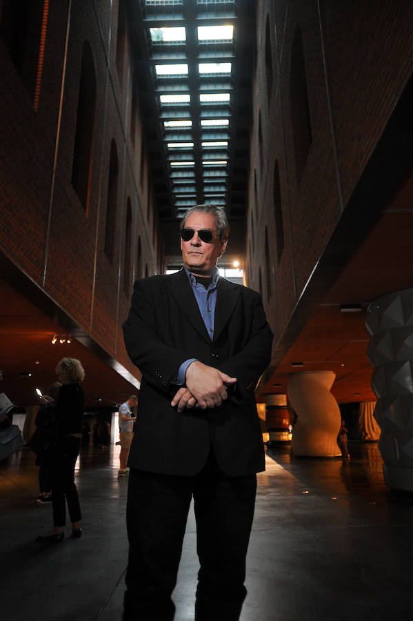 El escritor deslumbró a las 500 personas que abarrotaron Azkuna Zentroa en la presentación de su última novela ‘4 3 2 1’