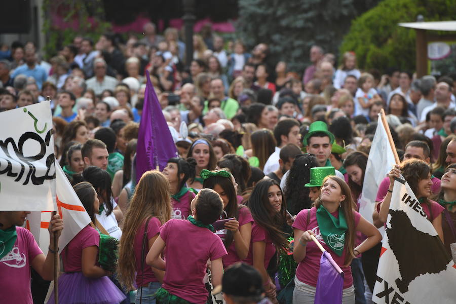Cientos de personas se congregaron en el txupinazo para recibir a las celebraciones en honor a la Virgen de Udiarraga, que se prolongarán hasta el lunes