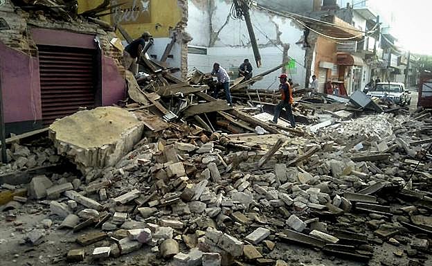 Imagen. Restos del palacio municipal de Juchitán, Oaxaca.