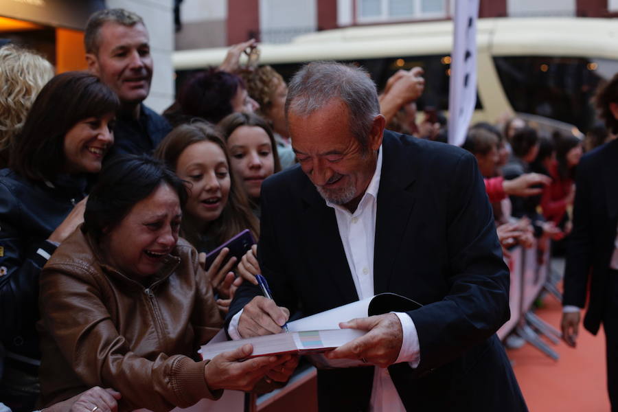 Las fotos de la alfombra naranja de la gala de clausura del FesTVal